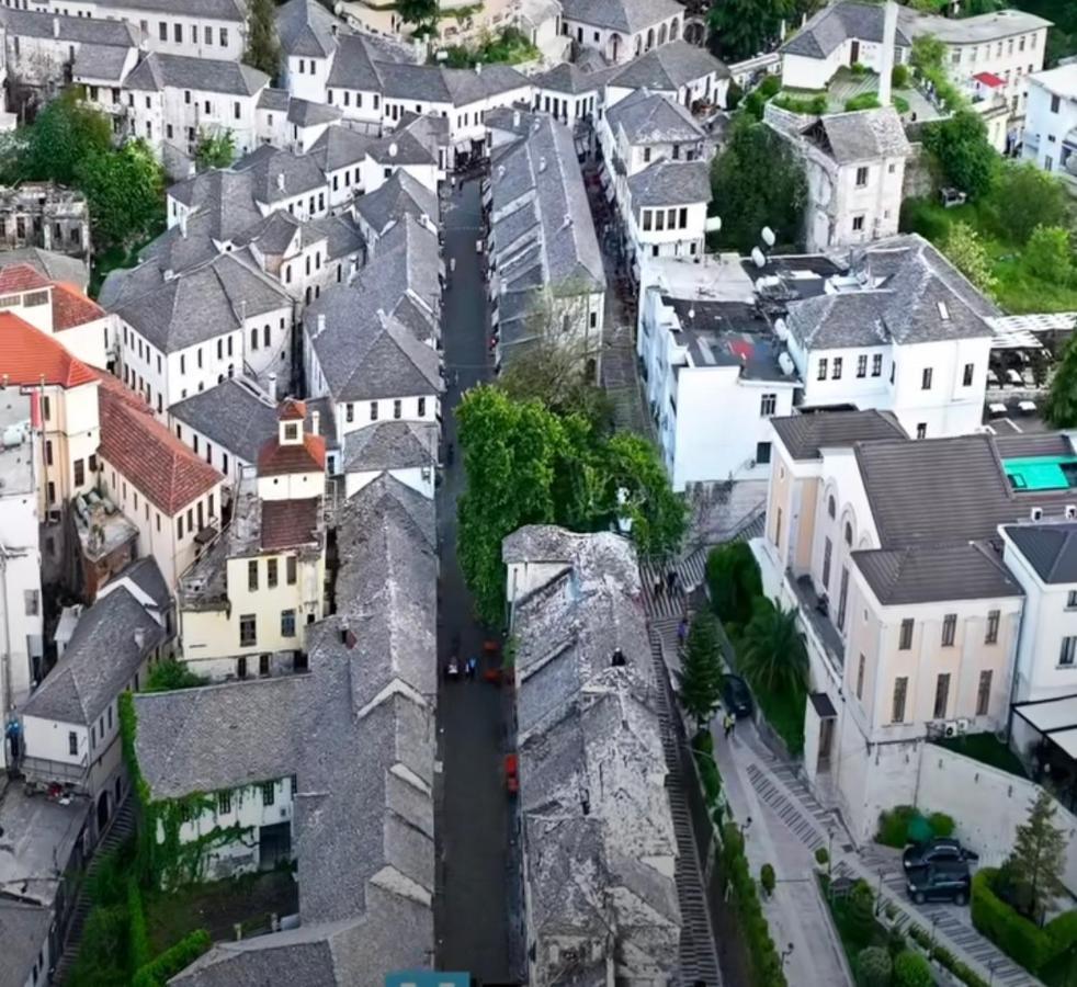 Christina'S House With 2 Bedrooms And Free Parking Gjirokastër Exterior foto