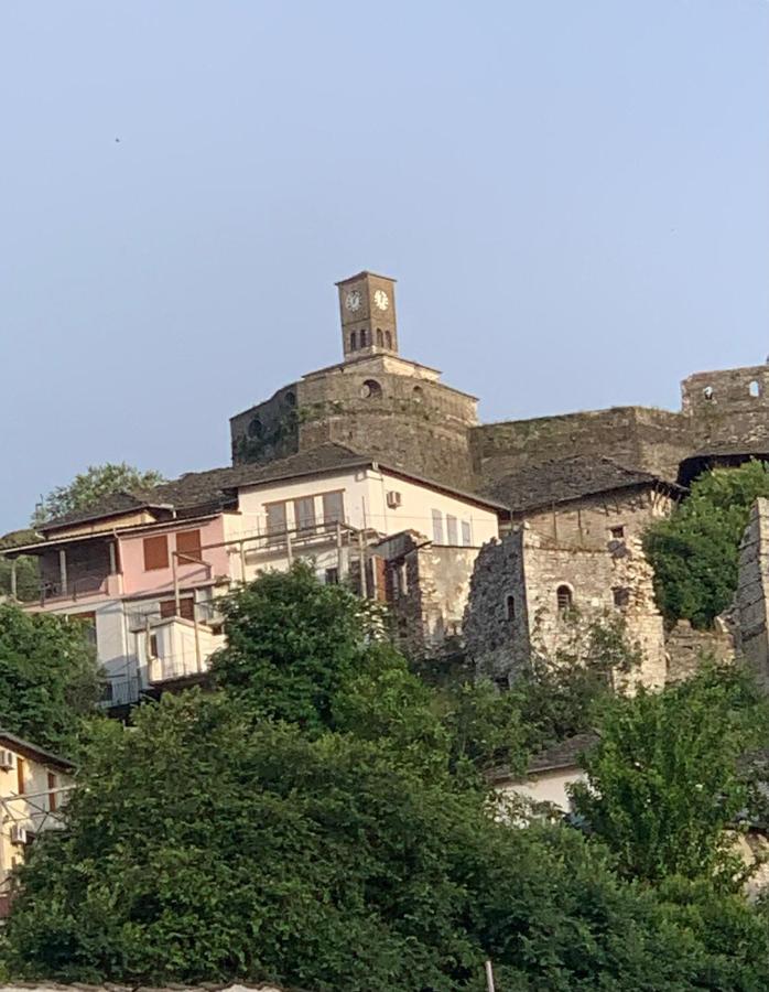 Christina'S House With 2 Bedrooms And Free Parking Gjirokastër Exterior foto
