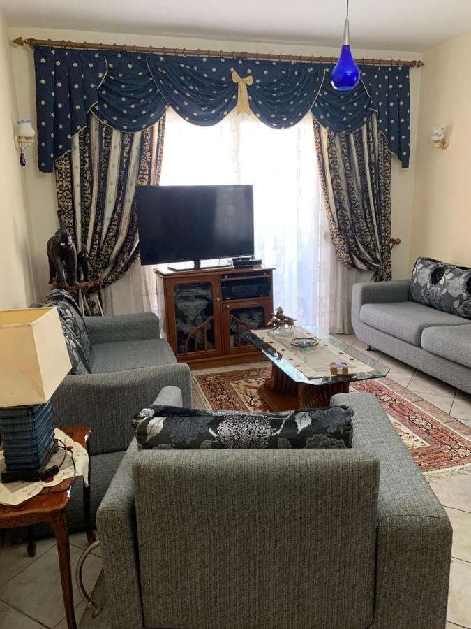Christina'S House With 2 Bedrooms And Free Parking Gjirokastër Exterior foto
